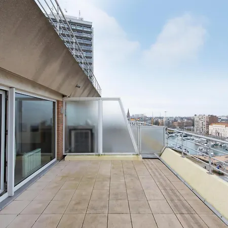 By Sea With Marina Views Apartament