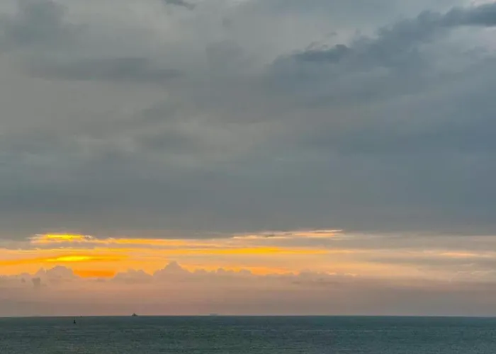 By Sea With Marina Views 公寓