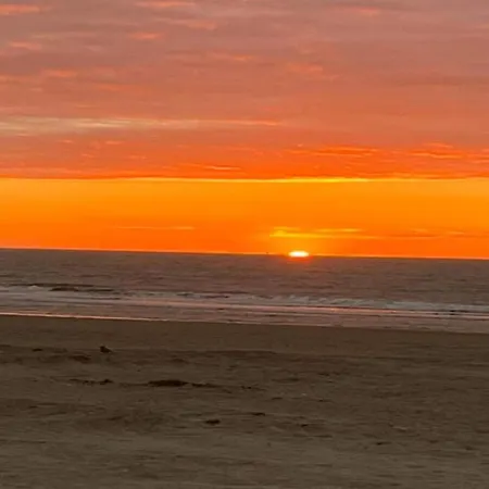 Beautiful With View Apartment Ostende
